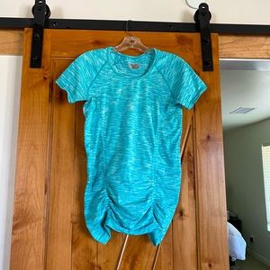 Athleta fast track workout Tee- excellent condition. Size M